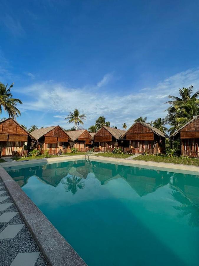 Nipoh Beach Cottage Kijal Dış mekan fotoğraf