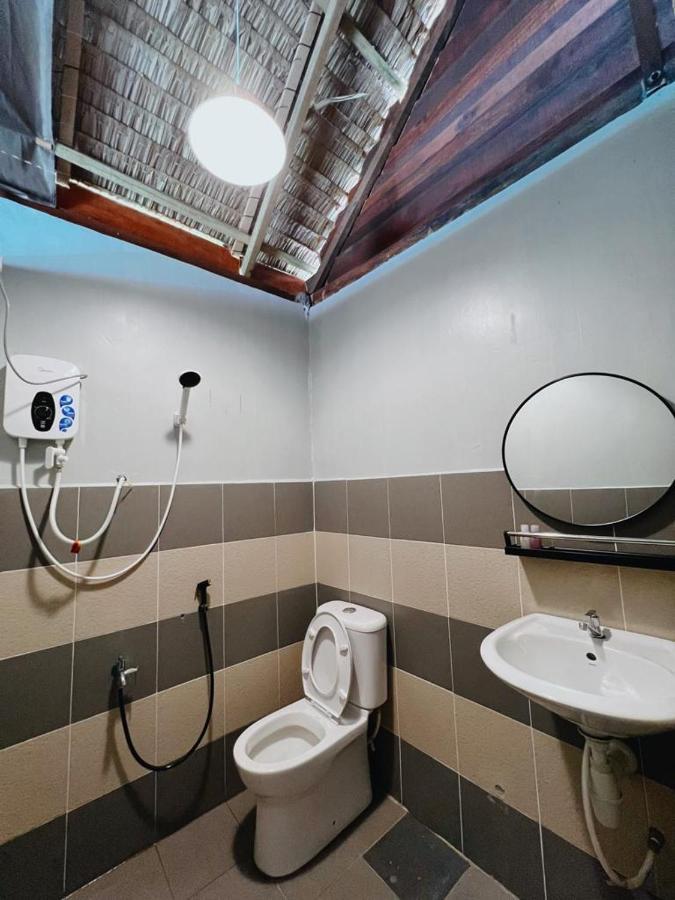 Nipoh Beach Cottage Kijal Dış mekan fotoğraf